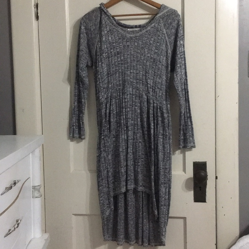 High-low hooded dress